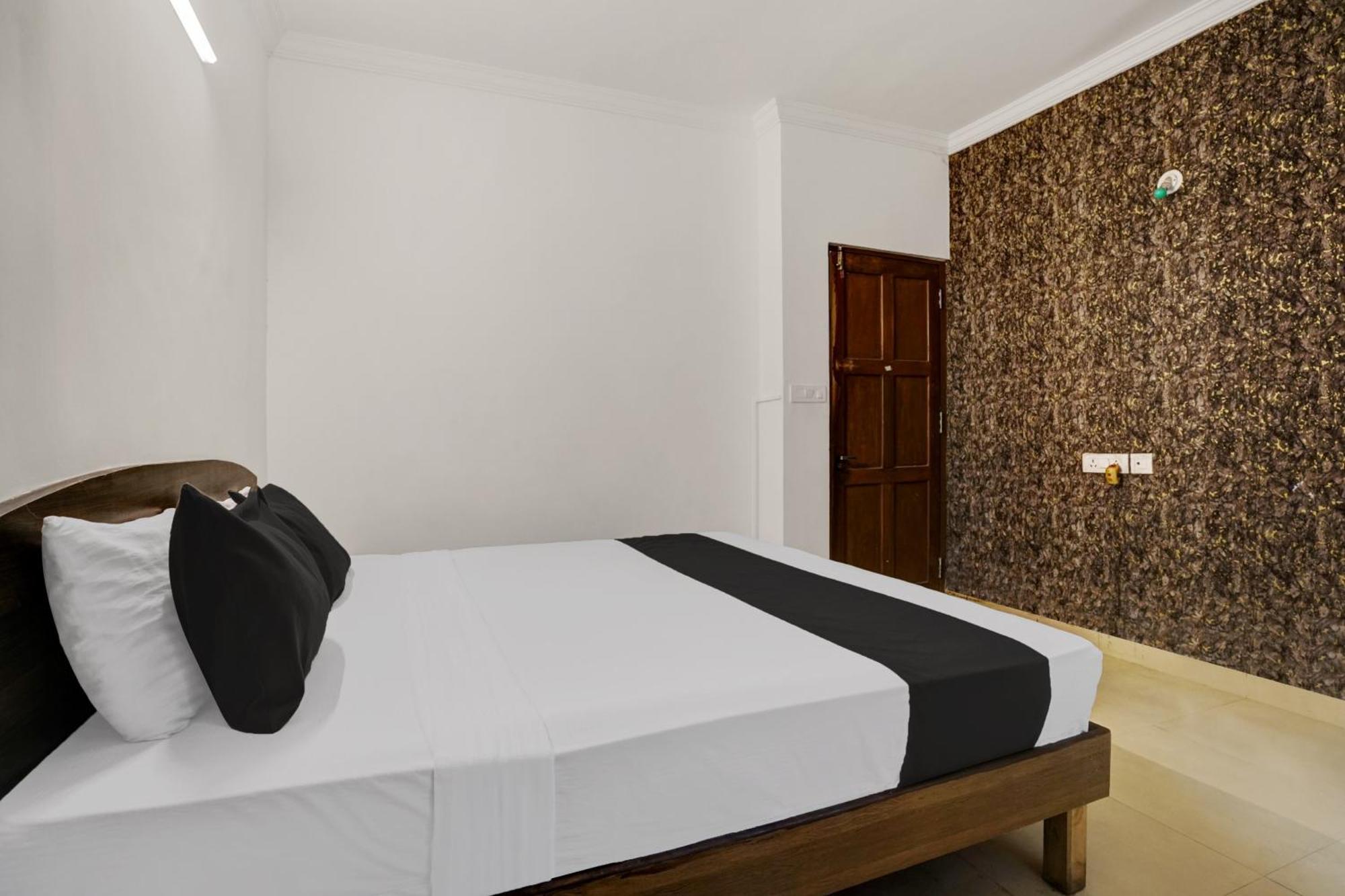 Super Hotel O Porvorim Sangolda Экстерьер фото